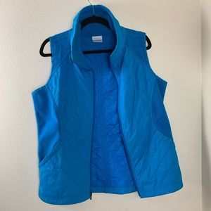 Columbia Vest size Large light blue